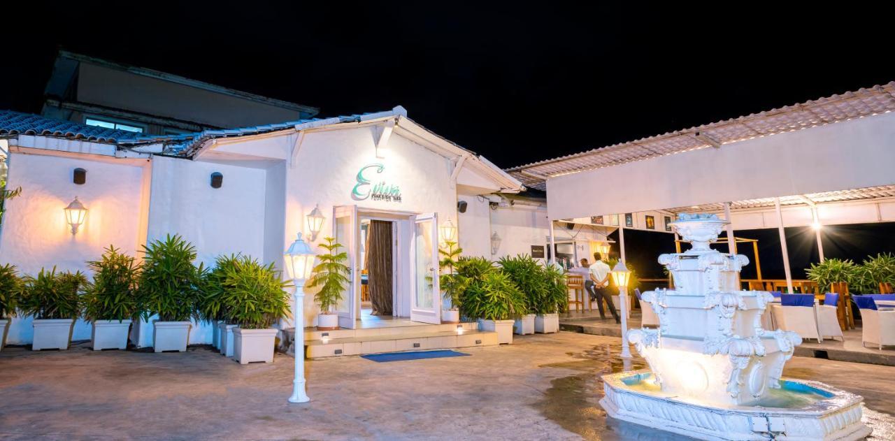 Azzure By Spree Hotel กาลังกูติ ภายนอก รูปภาพ